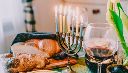 开云全站下载-赛事转播技术升级，虚拟现实带来沉浸式体验，转播赛事可以收费吗