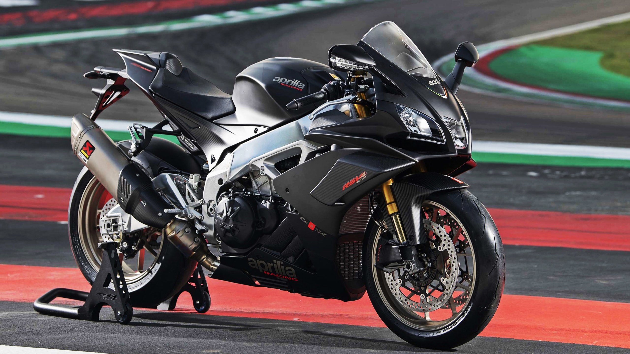 开云体育视频直播-归化球员助力国足,实力稳步提升,归化球员中国足球归化几个球员