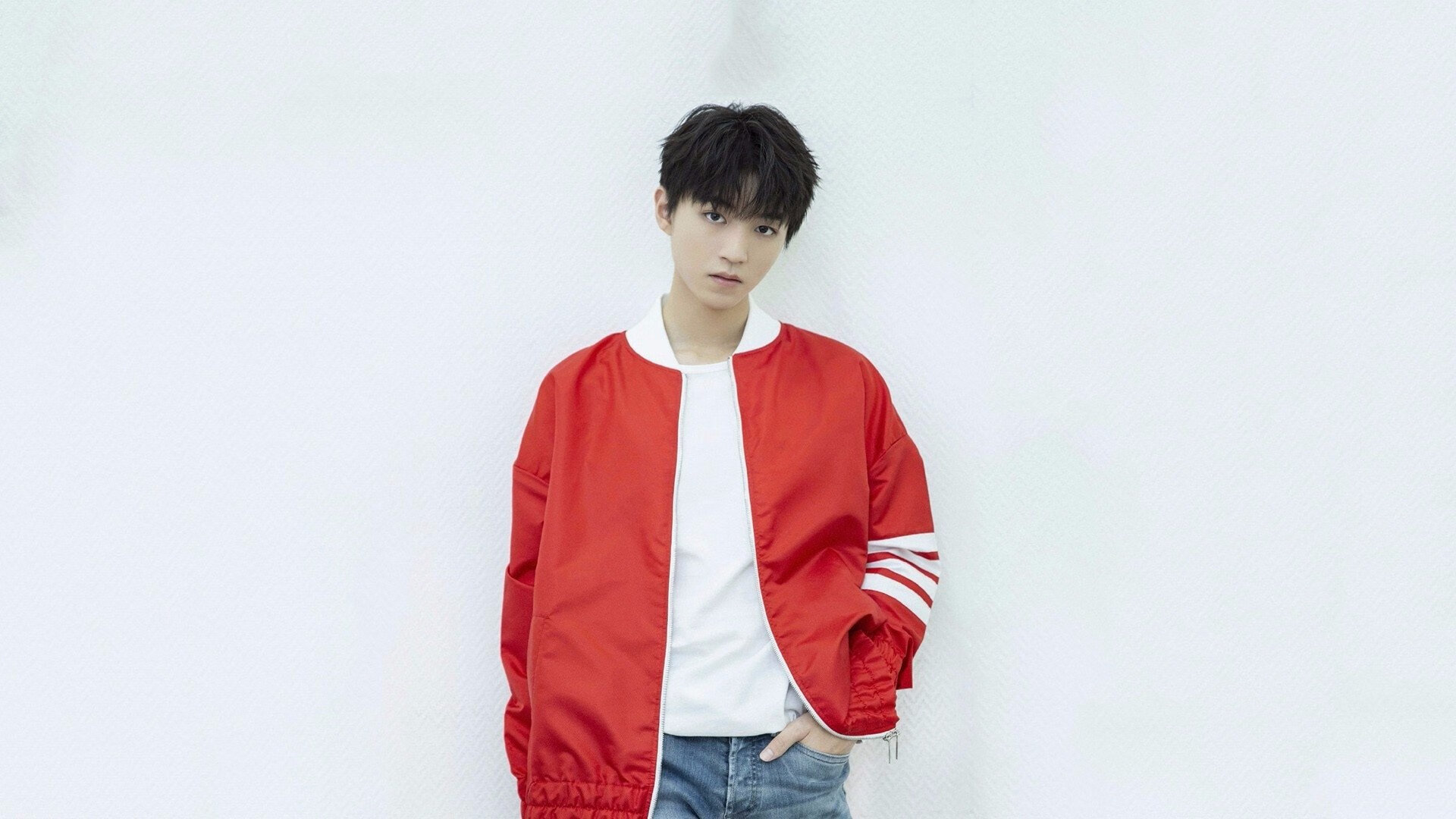 开云网页版-库里称年轻球员需要更多比赛锻炼，库里 年纪